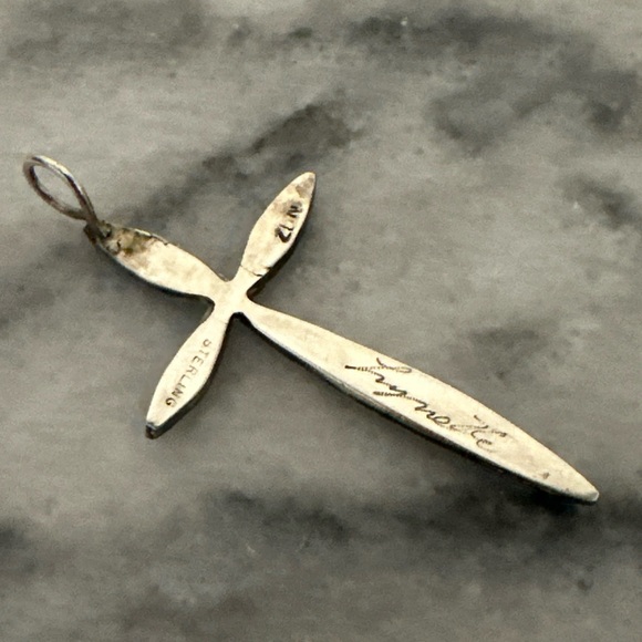 Zuni handmade & signed by artist 925 sterling silver Cross Pendant - Picture 5 of 16